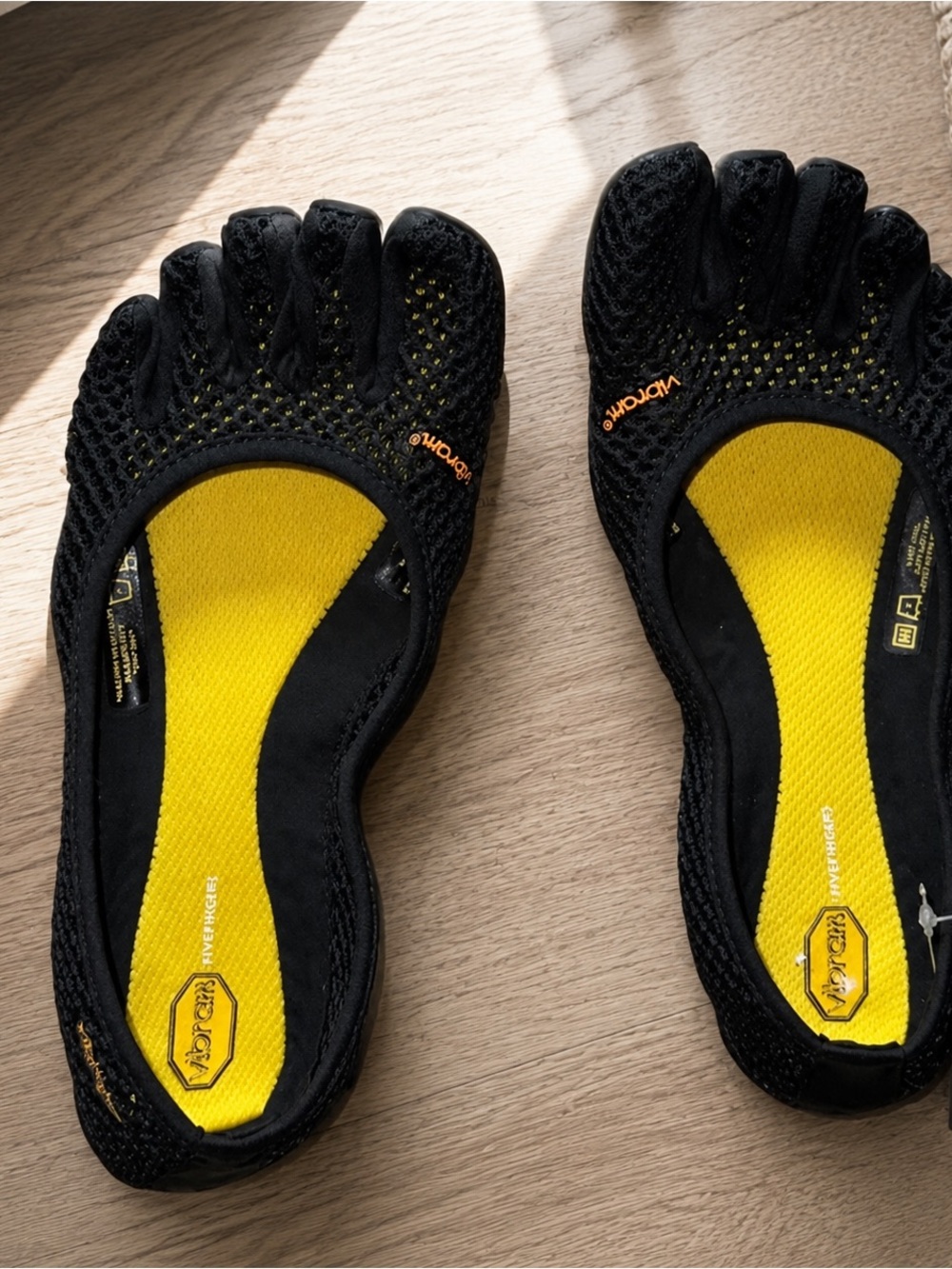 Vibram Men’s Black and Yellow FiveFingers Swim Hybrids